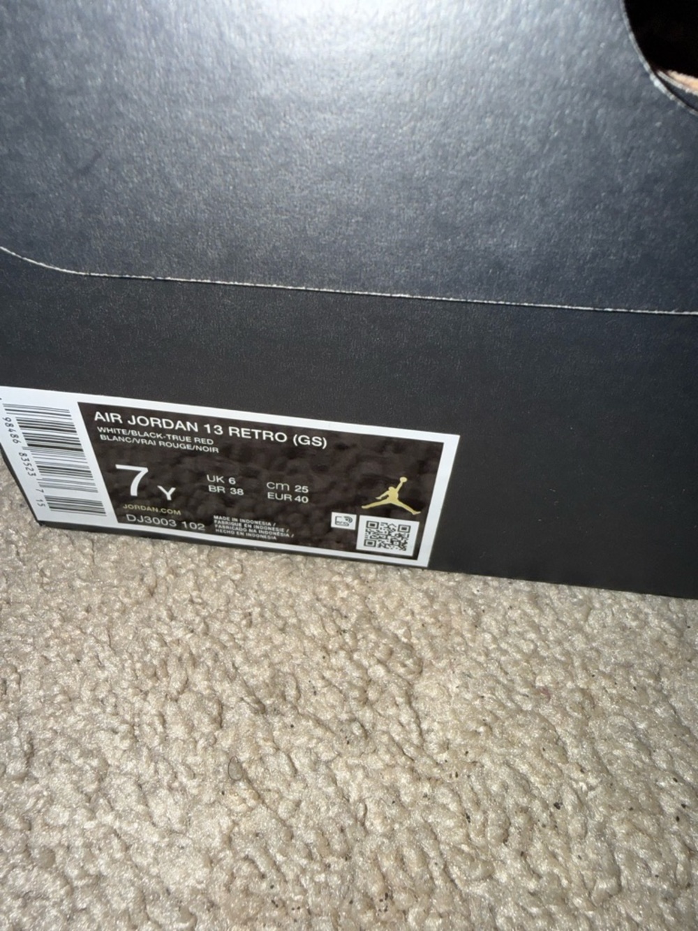 Jordan White/Red/Black Retro 13 7GS - Picture 2 of 3